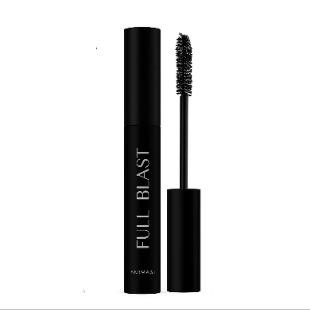 NWT Farmasi Full Blast Black Mascara